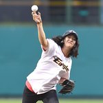 [EXO] 강씨 <b>시구</b>했어