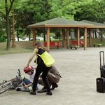 너<b>사시</b> 하지원의 과하지 않은 비비디 포인트 패션~!