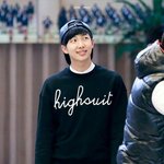 [방탄소년단] <b>키</b>는 70을 간신히 넘기네