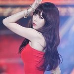 현아 걸그룹중에선 <b>얌전</b>하게 입은편아님?