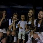 [신인걸그룹] 얼굴 제일 작은 연예인 1위 인증샷