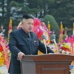 김정은 <b>이</b>사진 <b>잘</b>생겼지 않아?