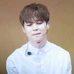 [방탄소년단] ㅅㄷ 중학생 때 뭐가 더 중요하다 생각해?