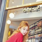 <b>개성</b> 엿보이는 女배우 화보들