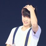 [시우민] 헨리선배의 마수에서 맏형을 구하랏!(시우민)