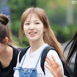 女아이돌 출근길 <b>후리</b>한 패션