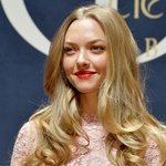 아만다 사이프리드 <b>민낯</b> 