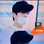 [시우민] 시우민 <b>동방</b>모자쓰고 한국오다>.<