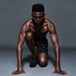스케쳐스 딜라이트 다크<b>팬더</b> 화보 