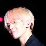 [백현] 백현이 쩌는 옆<b>선보</b>셈