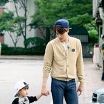 [EXO] 우리 종인이 기럭지 <b>감상</b>이나해라