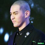 나 <b>단역</b>배우야 후아유에도 잠깐 나왔었는데 기억하려나..?