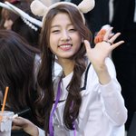 [댓글부탁해] 이거 눈웃음 <b>억지</b>같지? (여자친구 아님)