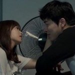 <b>안아</b>주고 싶은 여자의 행동