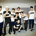 [EXO] 아 그냥 타팬들 지들이 하고 싶은대로 <b>하라</b> 그래