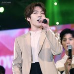 [BTOB] 아이보리 <b>현식</b>이 사진 좀 부탁해