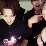 [방탄소년단] 모니생일태태앱(<b>발</b><b>캡처</b>주의)