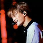 [EXO] 종인이 <b>턱</b><b>선</b> 미침