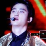 [EXO] <b>헤디</b>년아 경수 눈썹이 이게머냐