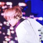 [카이] 종인<b>이의</b> 머리색
