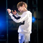 [백현] 오크<b>밸리</b> 리즈찍은 백현이 2