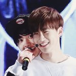 [EXO] 수호 <b>팔자</b>주름 극혐