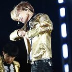 [EXO] 춤추면서 이렇게 한번씩 웃어주면
