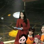 [드루와] 혼자 떨어진 아이유 챙겨주는 <b>정은지</b>