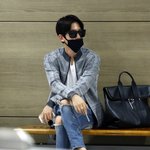 [백현] 작년 큥스타 공항<b>패션</b>