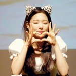 에이프릴은 <b>소민</b>이지