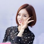 [똑같음주의] 왠지 얘 <b>혜리</b> 따라하는거같지 않아??( 사진ㅇ)
