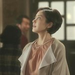 [여배우] 가을 화보 속에서도 돋보이는 유호정의 <b>우아</b>함!