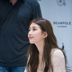 [드루와] 수지 <b>옆태</b> 진짜 <b>개</b>이쁜거같다