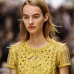 <b>누드톤</b> 메이크업 vs 포인트 메이크업