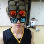 [방탄소년단] <b>사장</b>이 아미인듯 한 쇼핑몰...