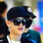 [EXO] <b>피지</b>에서 기념품 샀나봨ㅋㅋㅋㅋㅋㅋㅋ