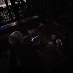 바람쐬러나왔다가 어이없삼  담배피고술쳐먹고 난지도만드는 아파트<b>벤치</b>...