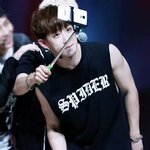 [댓글부탁해] 훈남 <b>신인아이돌</b>