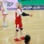 [방탄소년단] 얘들아 아까 윤기  다리<b>사이</b>로 공놓친거 생각해봨ㅋㅋㅋㅋㅋ