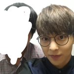 [EXO] 얘들아 민석이 머리 또 <b>염색</b>했다 ㅋㅋ