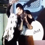 [드루와] 팬에게 강제기습<b>뽀뽀</b>당한 아이콘멤버