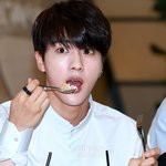 [방탄소년단] 외국친구들한테 무슨 뮤비 보여줄까???