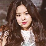 아이돌 원탑 몸매 손나은, 남다른 화이트 스키니 핏!!!