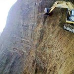 대륙의 포크레인 클래스