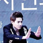 [EXO]  뭘해도 어색한 <b>손짓</b> 발짓 몸짓 표정...