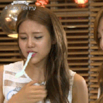 어떤 걸그룹의 충격적인 <b>흡연</b> 습관