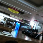 서울역 찜질방에 와있다