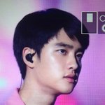 [EXO] 디오 눈썹정리 진짜안해준다