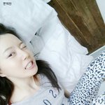 얼굴 믿고 <b>셀카</b> 막 찍는 언니들