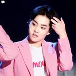 [시우민] 우아하게 <b>커텐</b> 여는 시우민 ㅇㅇ